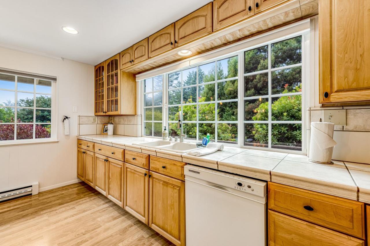 Hiker'S Delight Villa Mendocino Exterior photo